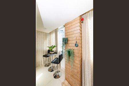 Apartamento à venda com 95m², 2 quartos e 2 vagas Apartamento à venda com 95m², 2 quartos e 2 vagasSala 3