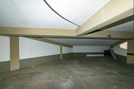 Apartamento à venda com 95m², 2 quartos e 2 vagas Apartamento à venda com 95m², 2 quartos e 2 vagasGaragem