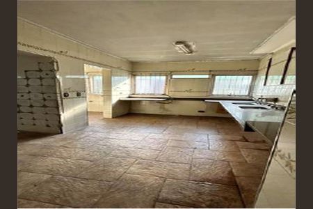 Casa à venda com 3 quartos, 208m² em Vila Clementino, São Paulo