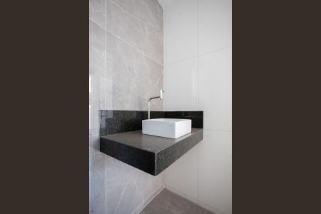 Lavabo de apartamento à venda com 3 quartos, 160m² em Planalto, Belo Horizonte