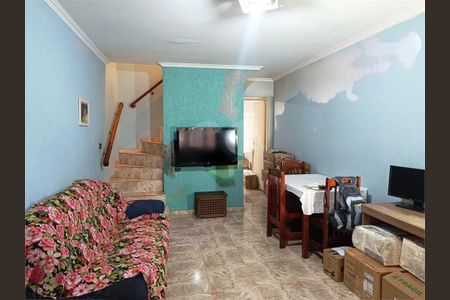 Casa à venda com 2 quartos, 98m² em Vila Araguaia, São Paulo