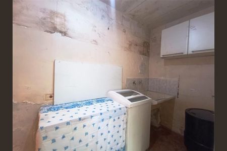 Casa à venda com 2 quartos, 98m² em Vila Araguaia, São Paulo