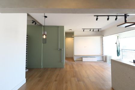 Apartamento à venda com 69m², 2 quartos e 1 vaga Apartamento à venda com 69m², 2 quartos e 1 vagaSala