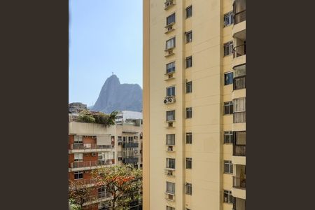 Vista do quarto 1 de apartamento à venda com 3 quartos, 75m² em Botafogo, Rio de Janeiro