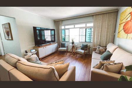 Apartamento à venda com 124m², 3 quartos e 2 vagas Apartamento à venda com 124m², 3 quartos e 2 vagasSala