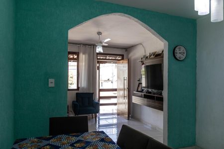 Sala de casa à venda com 3 quartos, 236m² em Diamante, Belo Horizonte