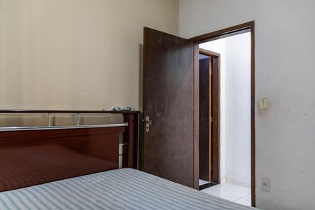 Casa à venda com 236m², 3 quartos e 5 vagasQuarto 2