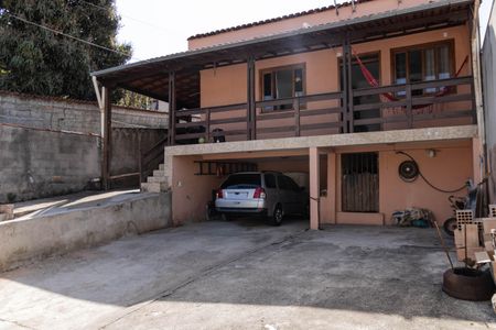 Casa à venda com 236m², 3 quartos e 5 vagasGaragem