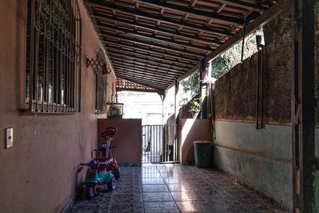 Casa à venda com 236m², 3 quartos e 5 vagasÁrea de Serviço