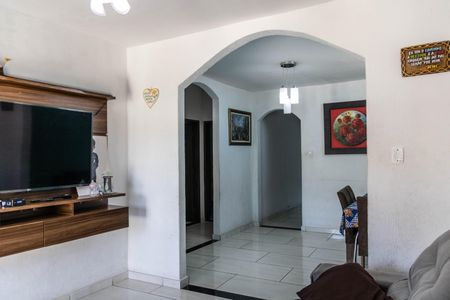 Sala de casa à venda com 3 quartos, 236m² em Diamante, Belo Horizonte