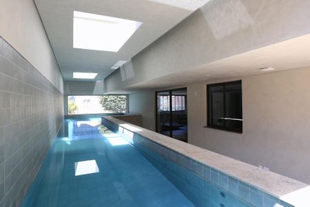 Apartamento para alugar com 70m², 2 quartos e 2 vagasÁrea comum - Piscina