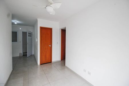 Sala de apartamento para alugar com 2 quartos, 58m² em Santa Teresinha, São Paulo