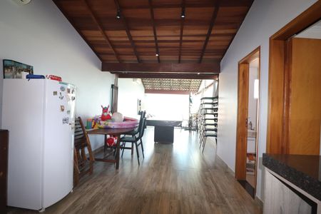 Apartamento à venda com 180m², 3 quartos e 2 vagasEspaço Gourmet