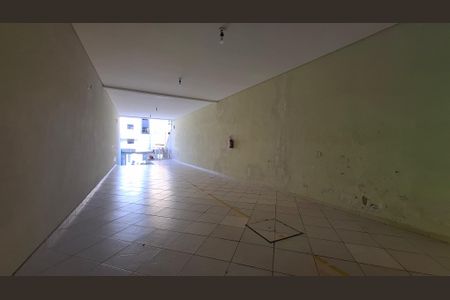 Apartamento à venda com 180m², 3 quartos e 2 vagas Apartamento à venda com 180m², 3 quartos e 2 vagasGaragem