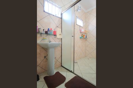 Casa à venda com 100m², 2 quartos e sem vagaBanheiro da Suíte