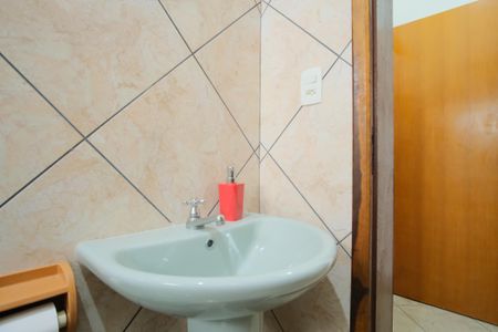 Casa à venda com 100m², 2 quartos e sem vagaBanheiro Social