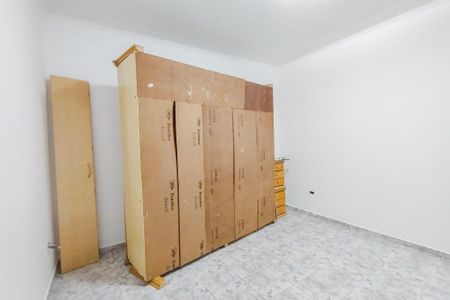 Casa para alugar com 85m², 2 quartos e 2 vagasQuarto 1