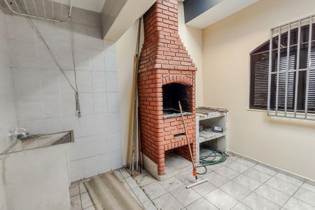 Casa para alugar com 85m², 2 quartos e 2 vagasÁrea de Serviço