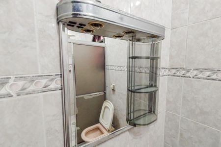 Casa para alugar com 85m², 2 quartos e 2 vagasBanheiro