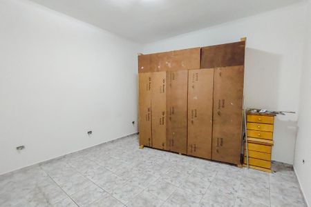 Casa para alugar com 85m², 2 quartos e 2 vagasQuarto 1
