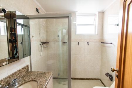 Apartamento à venda com 116m², 3 quartos e 1 vaga Apartamento à venda com 116m², 3 quartos e 1 vagaBanheiro