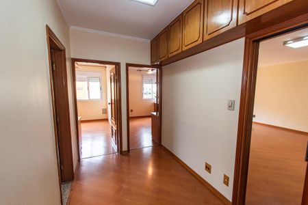 Apartamento à venda com 116m², 3 quartos e 1 vaga Apartamento à venda com 116m², 3 quartos e 1 vagaHall dos quartos