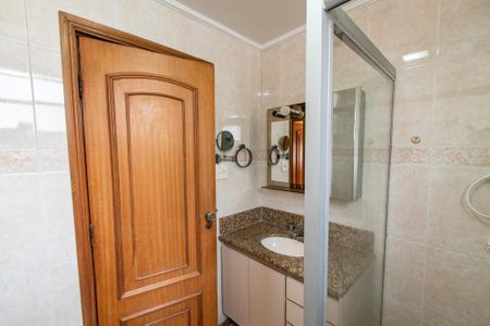 Apartamento à venda com 116m², 3 quartos e 1 vaga Apartamento à venda com 116m², 3 quartos e 1 vagaBanheiro Social