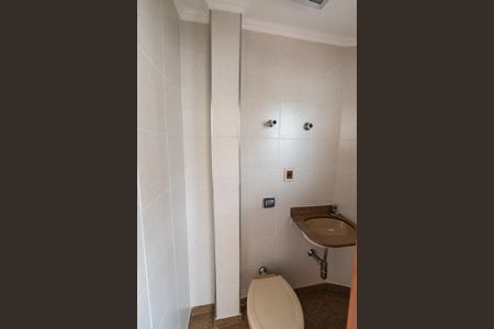 Apartamento à venda com 116m², 3 quartos e 1 vaga Apartamento à venda com 116m², 3 quartos e 1 vagaBanheiro de serviço