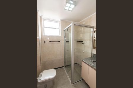 Apartamento à venda com 116m², 3 quartos e 1 vaga Apartamento à venda com 116m², 3 quartos e 1 vagaBanheiro da suíte