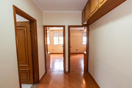 Apartamento à venda com 116m², 3 quartos e 1 vaga Apartamento à venda com 116m², 3 quartos e 1 vagaHall dos quartos