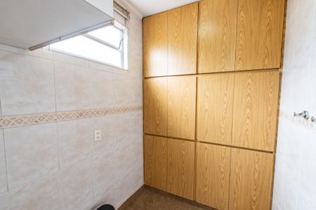 Apartamento à venda com 116m², 3 quartos e 1 vaga Apartamento à venda com 116m², 3 quartos e 1 vagaQuarto de serviço