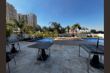 Apartamento à venda com 76m², 2 quartos e 1 vagaÁrea comum - Piscina