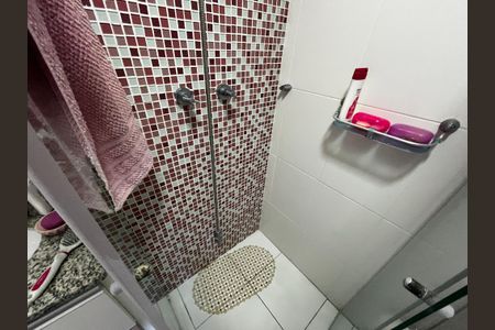 Apartamento à venda com 76m², 2 quartos e 1 vagaBanheiro