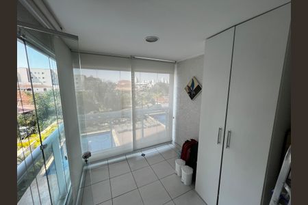 Apartamento à venda com 76m², 2 quartos e 1 vagaSuíte Varanda