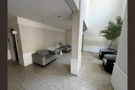 Apartamento à venda com 76m², 2 quartos e 1 vagaHall de entrada