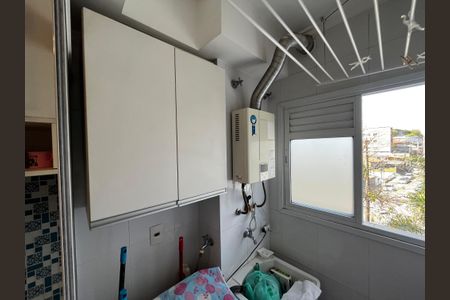 Apartamento à venda com 76m², 2 quartos e 1 vagaÁrea de Serviço