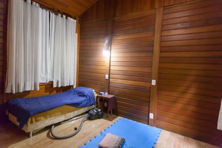 Casa de condomínio à venda com 350m², 3 quartos e 3 vagasQuarto 2