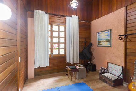 Casa de condomínio à venda com 350m², 3 quartos e 3 vagasQuarto 2