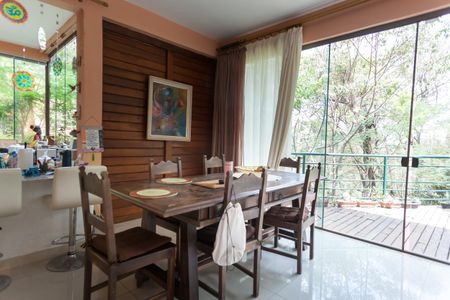 Casa de condomínio à venda com 350m², 3 quartos e 3 vagasSala de Jantar