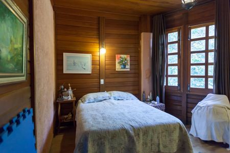 Casa de condomínio à venda com 350m², 3 quartos e 3 vagasQuarto 1