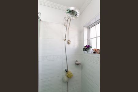 Casa à venda com 100m², 3 quartos e 2 vagas Casa à venda com 100m², 3 quartos e 2 vagasBanheiro da Suíte