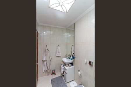 Casa à venda com 100m², 3 quartos e 2 vagas Casa à venda com 100m², 3 quartos e 2 vagasBanheiro