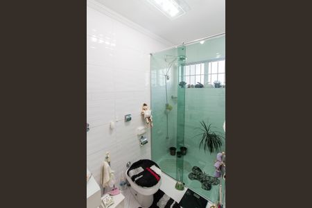 Casa à venda com 100m², 3 quartos e 2 vagas Casa à venda com 100m², 3 quartos e 2 vagasBanheiro da Suíte