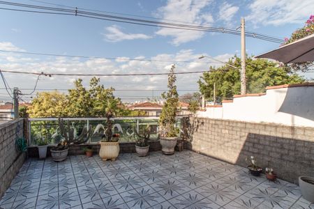 Casa à venda com 100m², 3 quartos e 2 vagas Casa à venda com 100m², 3 quartos e 2 vagasVaranda da Suíte