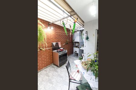 Casa à venda com 100m², 3 quartos e 2 vagas Casa à venda com 100m², 3 quartos e 2 vagasÁrea de Serviço