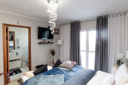 Casa à venda com 100m², 3 quartos e 2 vagas Casa à venda com 100m², 3 quartos e 2 vagasSuíte