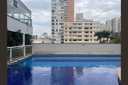 Apartamento à venda com 36m², 1 quarto e 1 vaga Apartamento à venda com 36m², 1 quarto e 1 vagaÁrea comum - Piscina