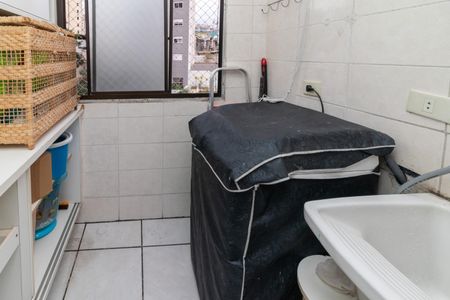 Apartamento à venda com 77m², 3 quartos e 1 vaga Apartamento à venda com 77m², 3 quartos e 1 vagaÁrea de Serviço