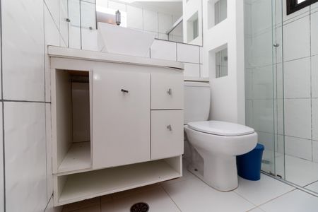 Apartamento à venda com 77m², 3 quartos e 1 vaga Apartamento à venda com 77m², 3 quartos e 1 vagaBanheiro da Suíte