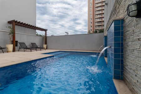 Apartamento à venda com 77m², 3 quartos e 1 vaga Apartamento à venda com 77m², 3 quartos e 1 vagaÁrea Comum - Piscina